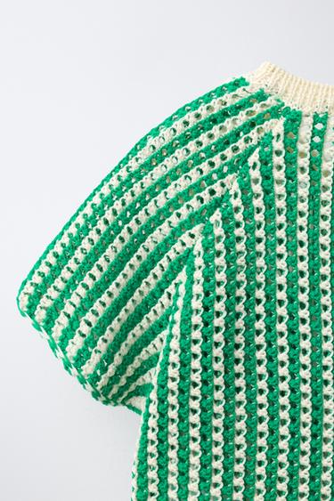 T-SHIRT EN MAILLE À RAYURES - Écru / Vert de Zara - Image 3