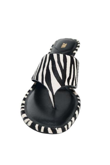 SANDALE MIT ANIMAL-PRINT AUS LEDER - Mehrfarbig von Zara