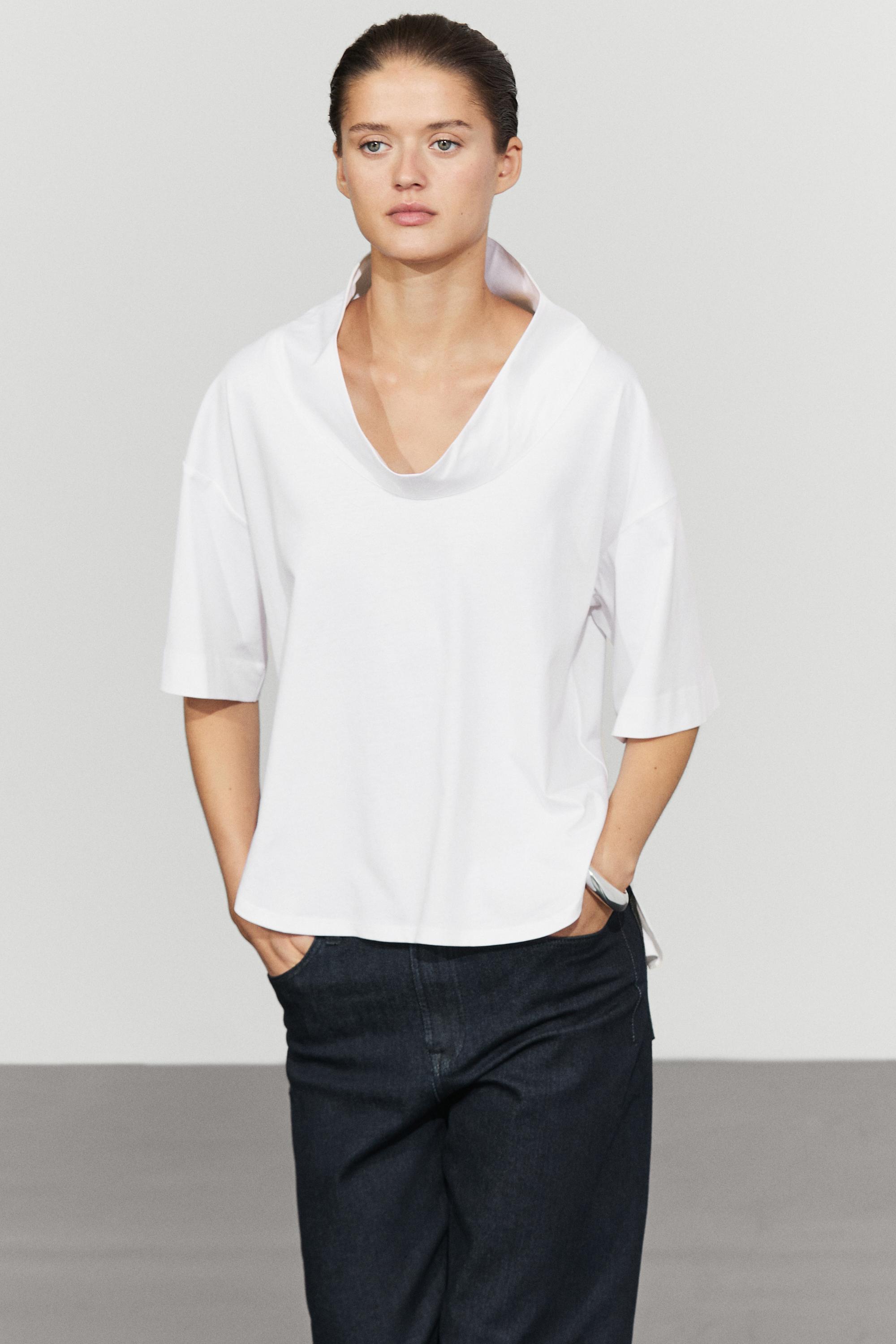 Short sleeve cotton blouse with open neck — Oyster-white