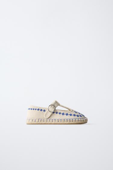 ESPADRILLES BRODÉES - Blanc écru de Zara