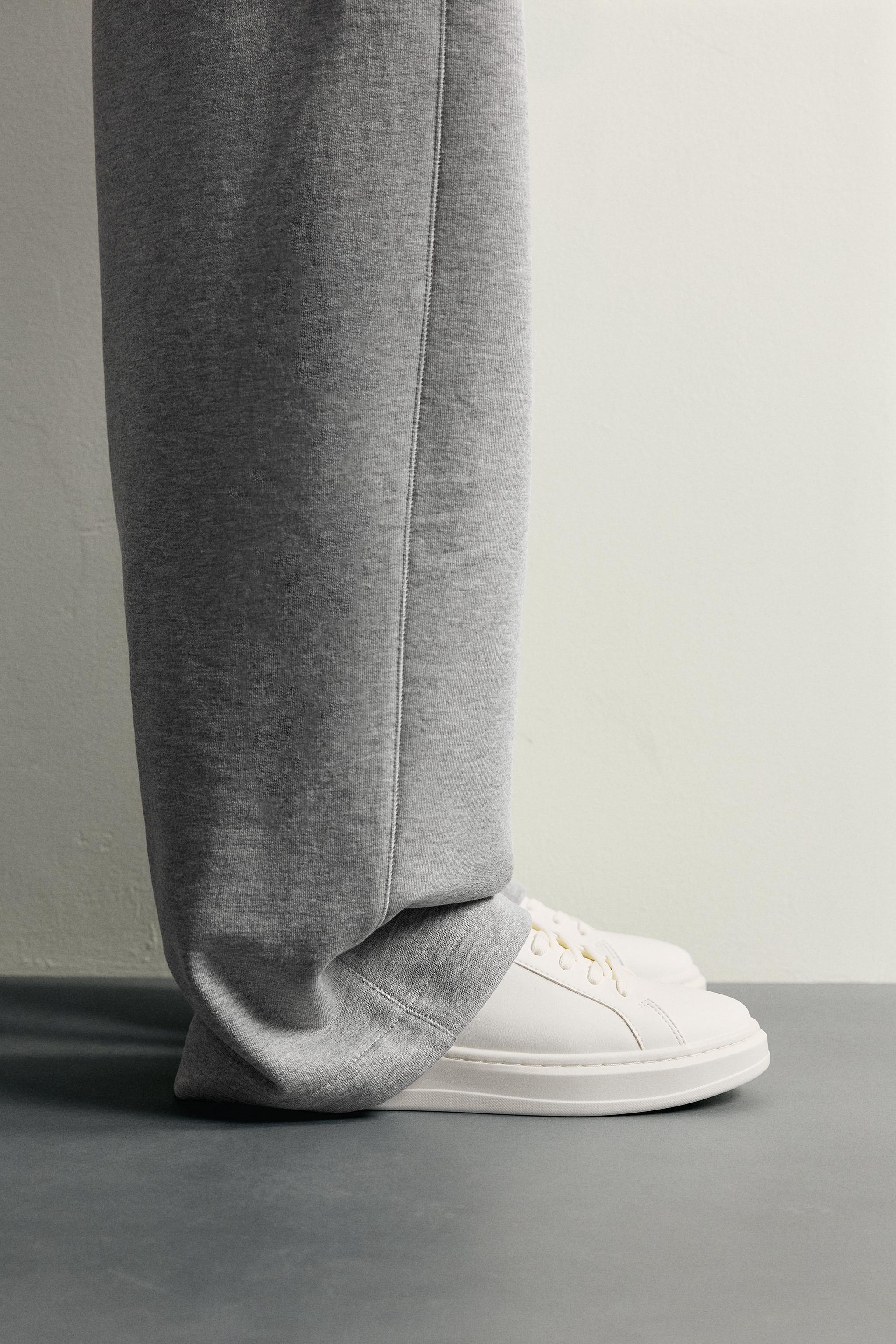 CONTRAST HEEL SNEAKERS