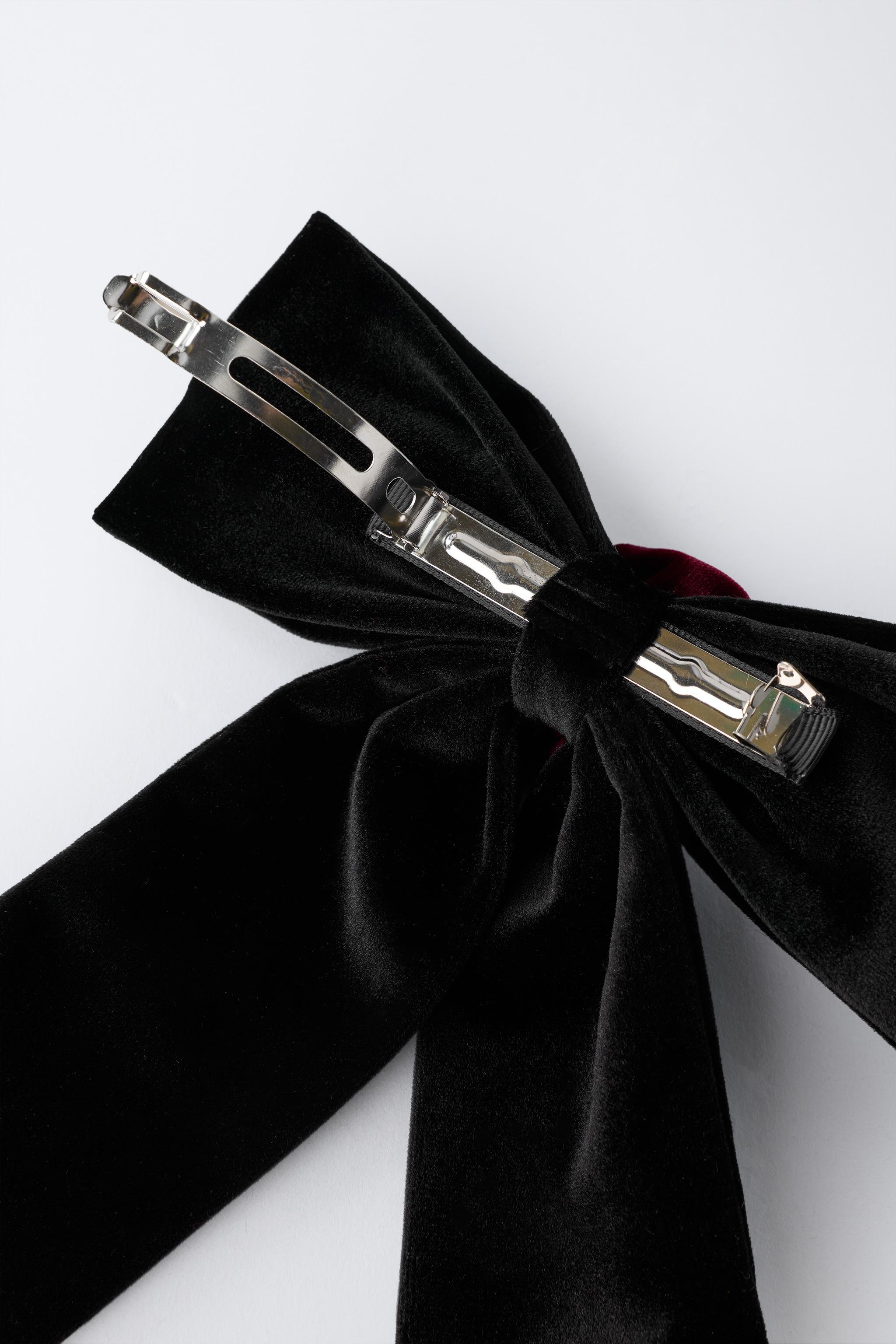 VELVET BOW AND FLOWER BARRETTE