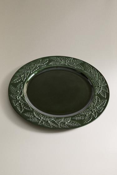 PLAIN CHRISTMAS LEAF SERVICE PLATE - Green by Zara - Image 1