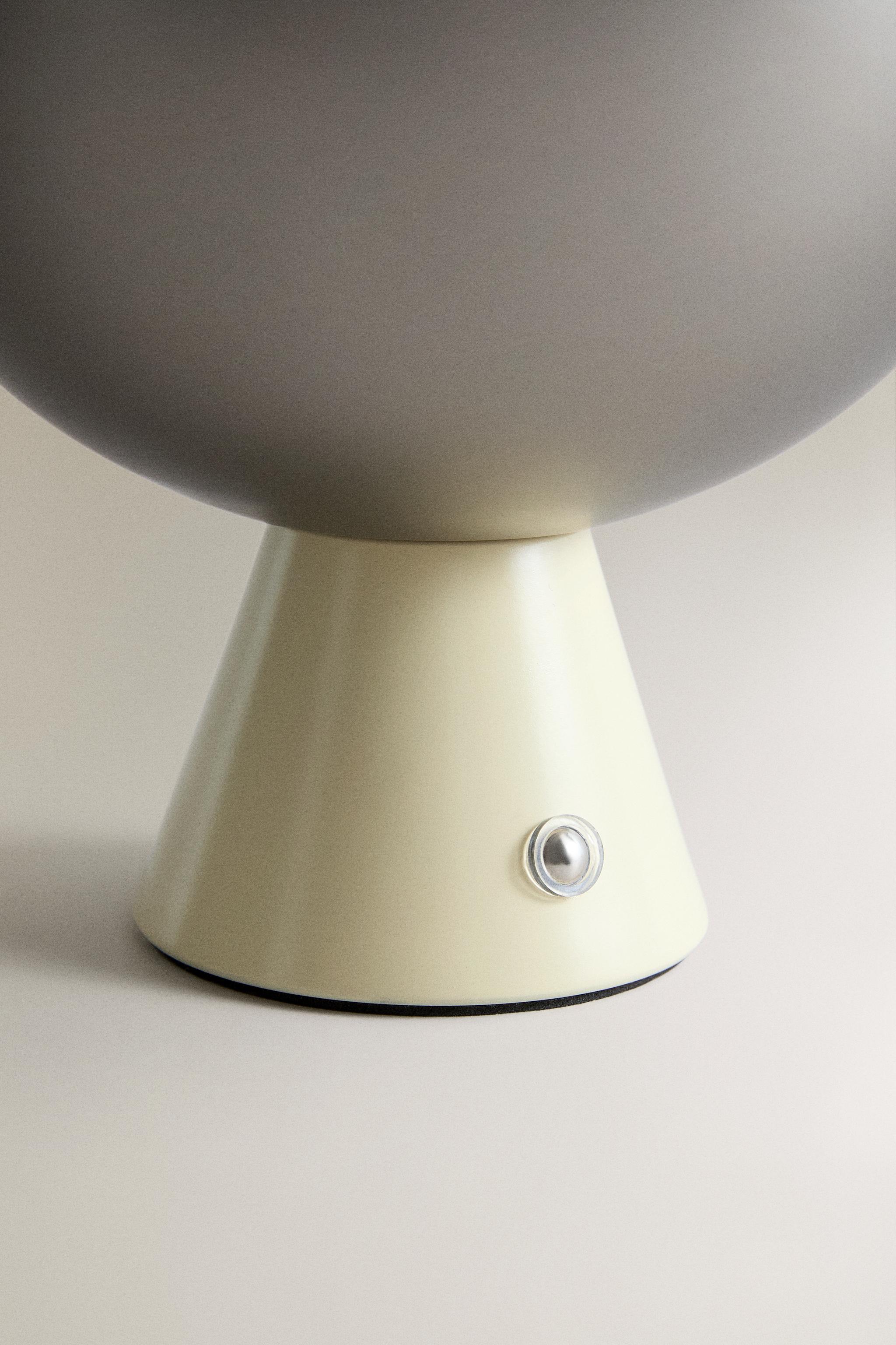 LAMPE DE TABLE SPHÈRE USB