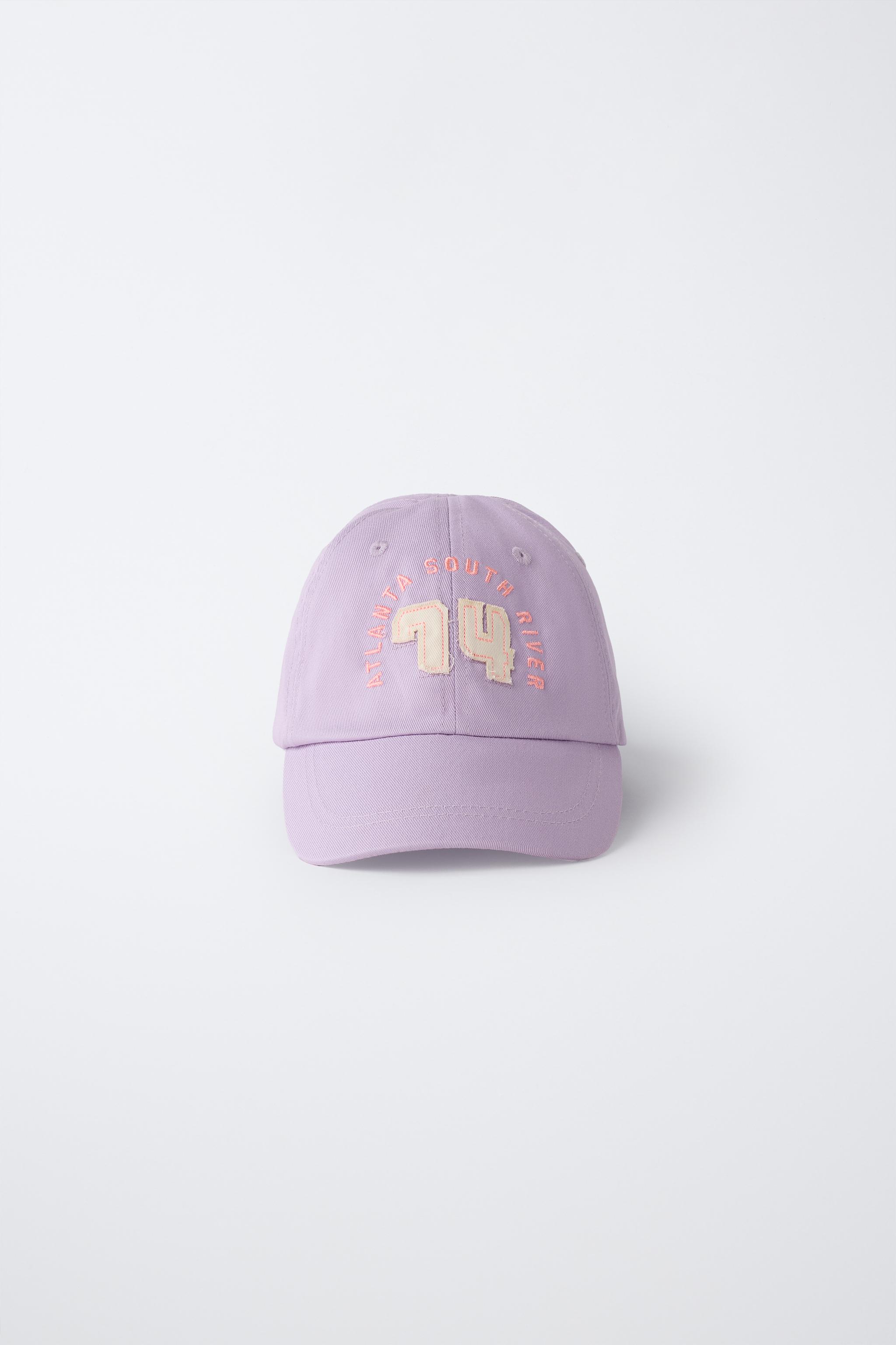 VARSITY EMBROIDERED CAP — Light lilac