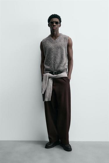 CHALECO PUNTO CEPILLADO - Gris antracita de Zara - Imagen 0