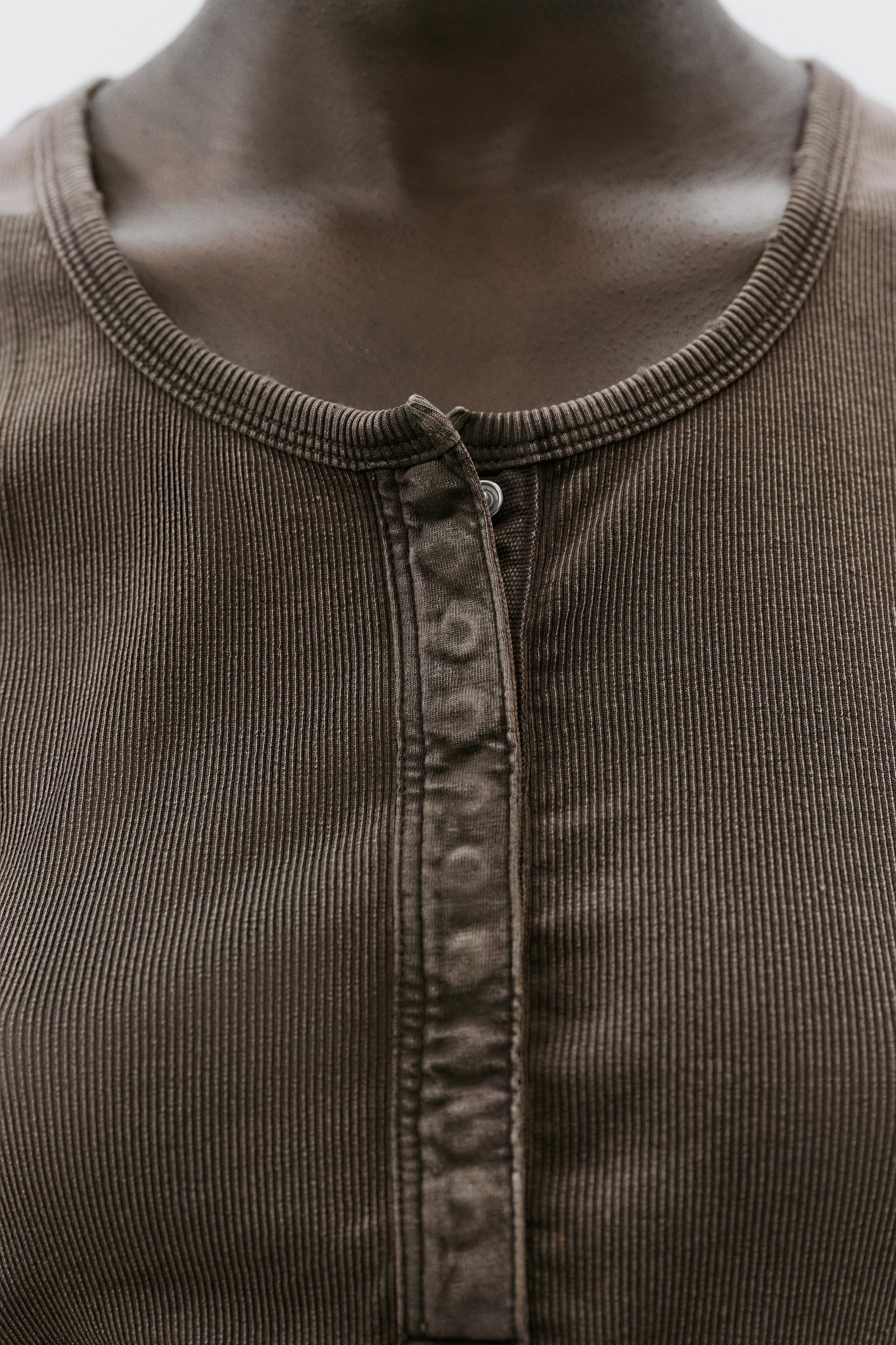 リブ グラデーション トップス - カーキ | ZARA Japan / 日本