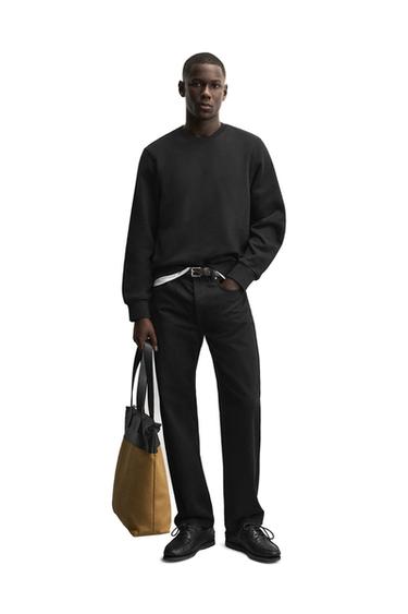 سويت شيرت CREWNECK HEAVYWEIGHT - أسود الخاص بـ Zara