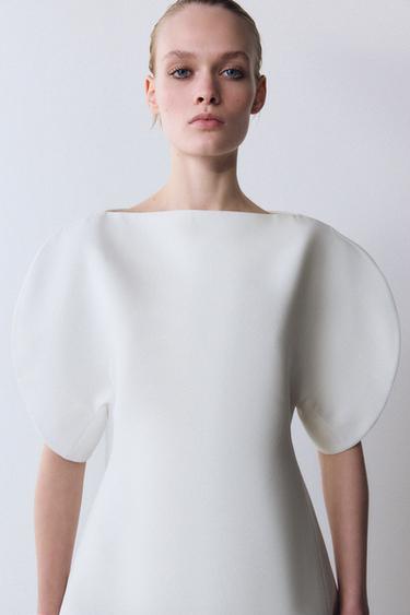 TOP MANGA ABULLONADA ZW COLLECTION - Crudo de Zara