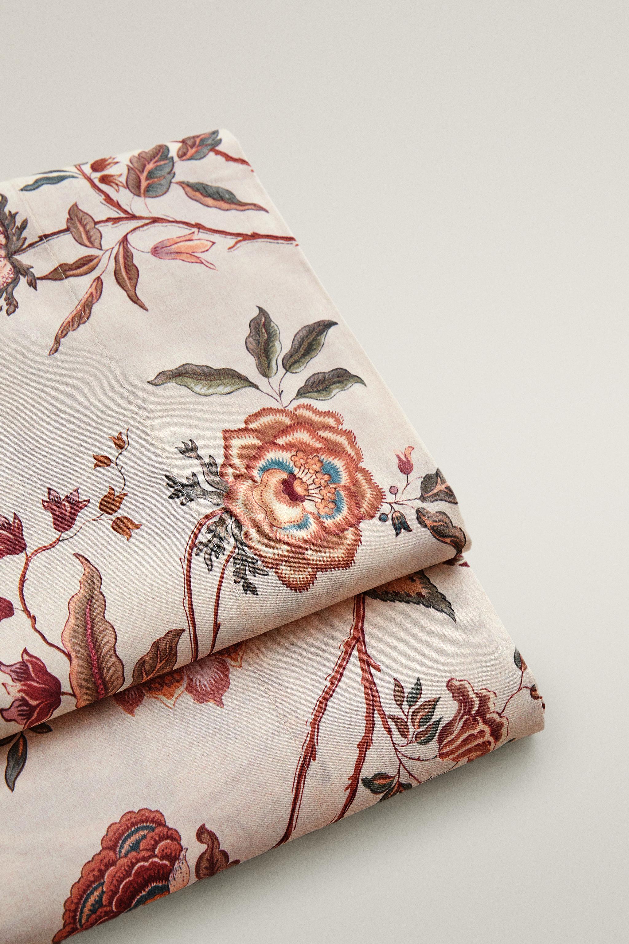 FLOWER AND BRANCH SATEEN FLAT SHEET (300 THREAD COUNT)
