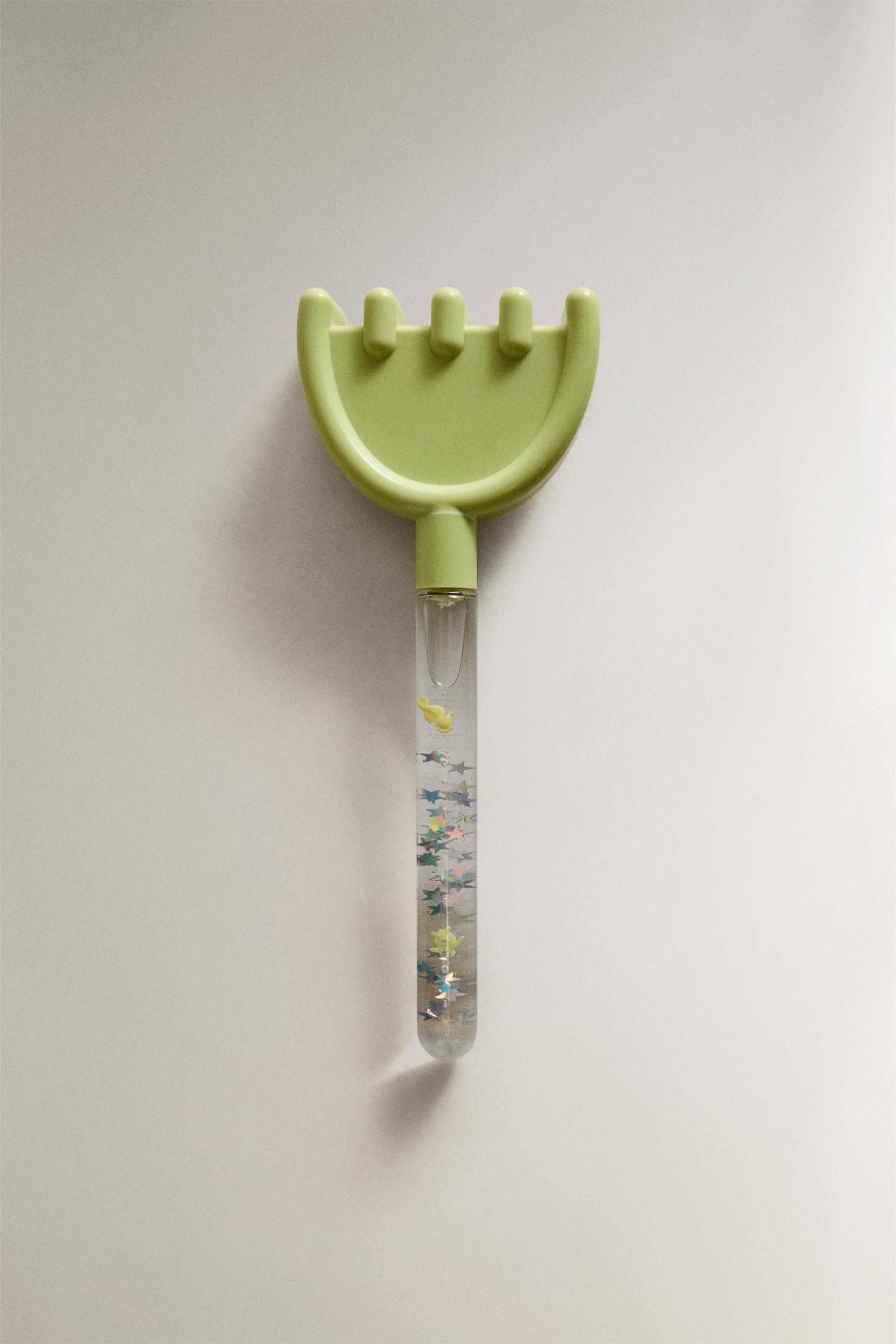 KIDS' GLITTER BEACH RAKE TOY — Multicolored