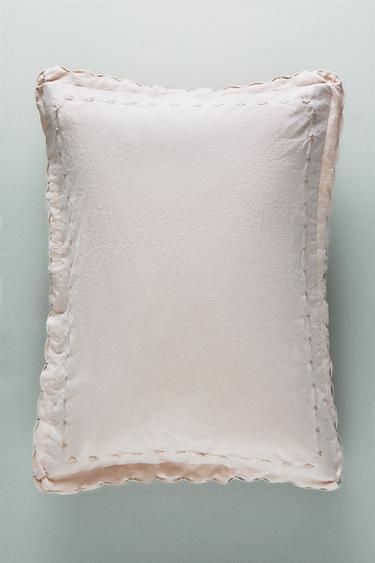 CHILDREN'S CUSHION COVER WITH SCALLOPED EDGE - Pink by Zara