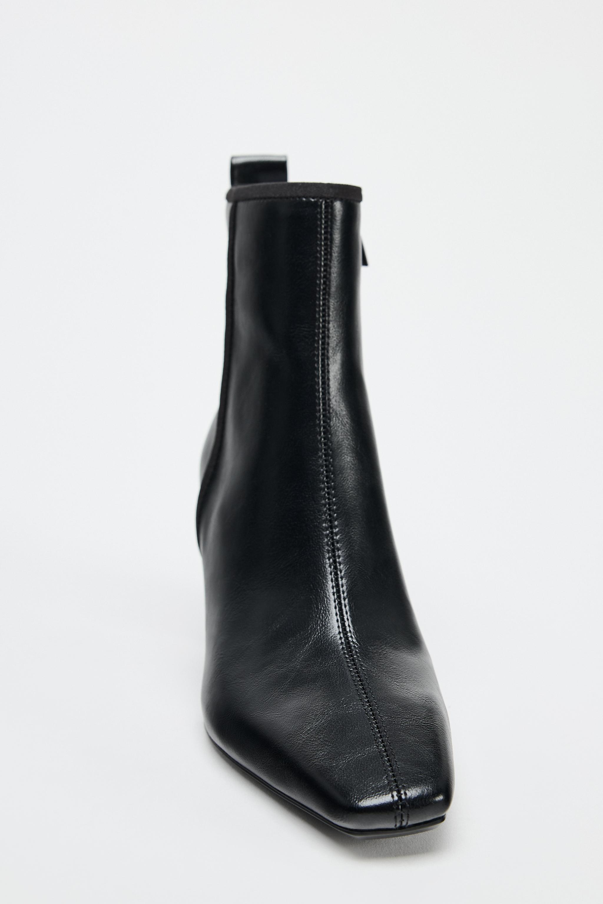 ☆ドイツ発*ZARA*新作*ブロックヒールポインテッドブーツ/BL☆ ポインテッドトゥ&ヒール付きアンクルブーツ - ブラック | ZARA