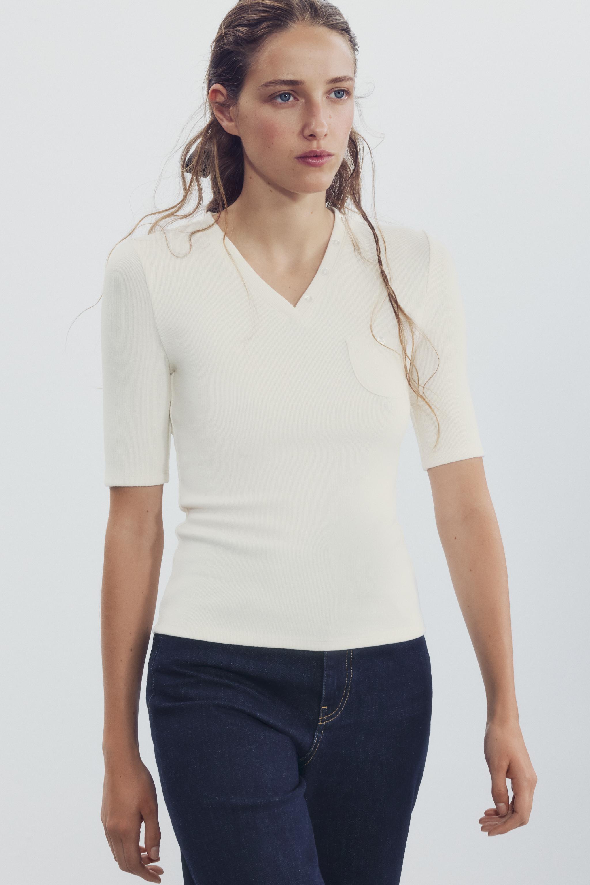 V-NECK POCKET T-SHIRT - Mid-ecru | ZARA United States
