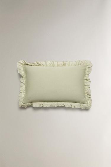 CAPA DE ALMOFADA COM TEXTURA E BABADO - Verde da Zara