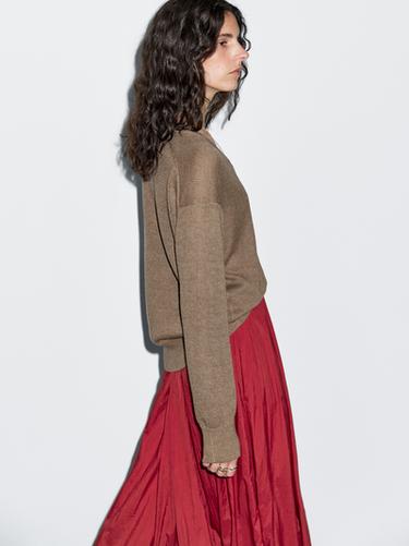 Zara Long sleeve V-neck knit sweater - Black gold