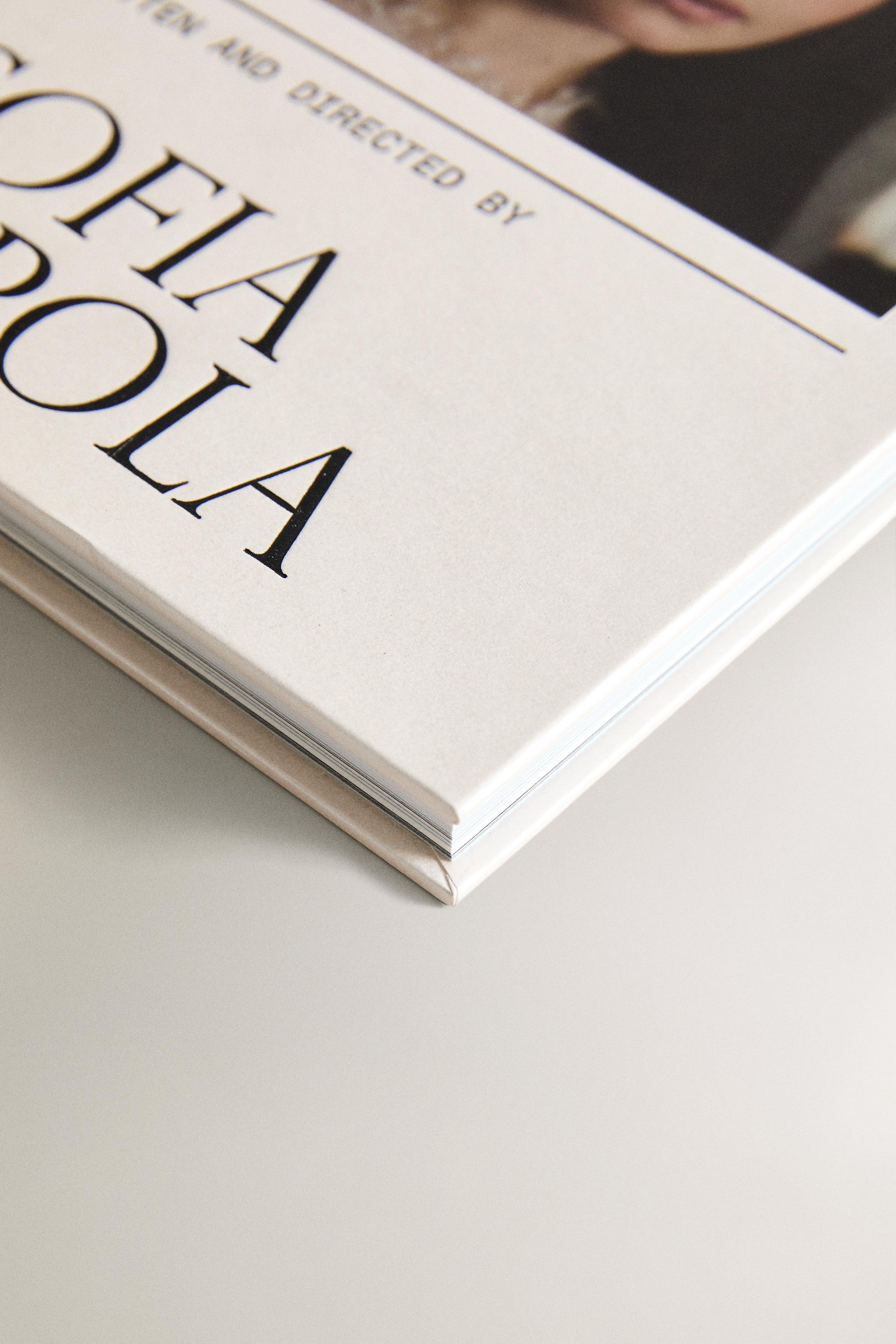 PRISCILLA - SOFIA COPPOLA BOOK (ENGLISH) — white