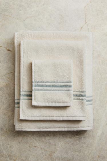 BATH TOWEL WITH COLOURED BORDER - Ivory by Zara