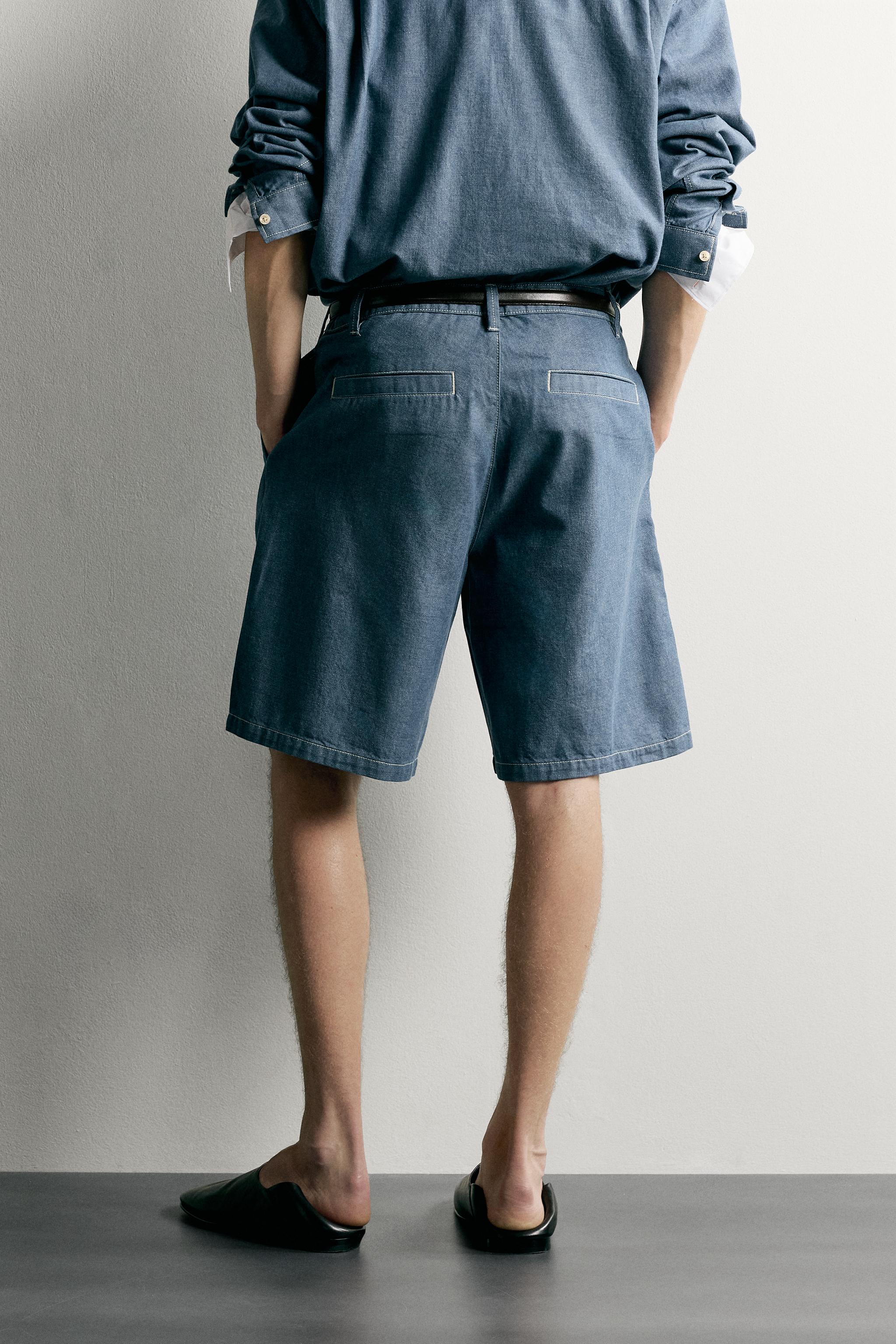 PLEATED LIGHTWEIGHT DENIM SHORTS