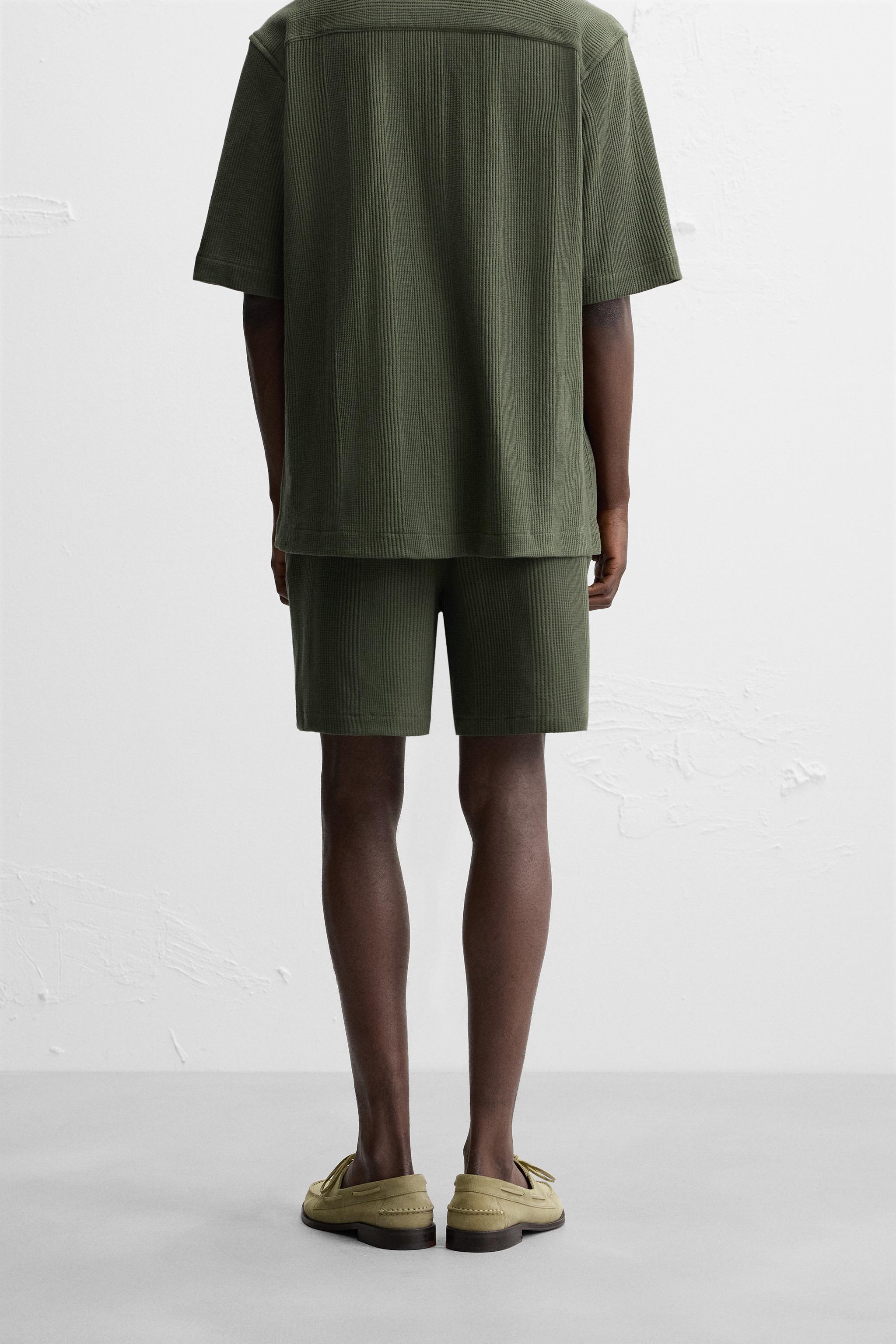 ジャカード織りテクスチャーバミューダパンツ - カーキ | ZARA