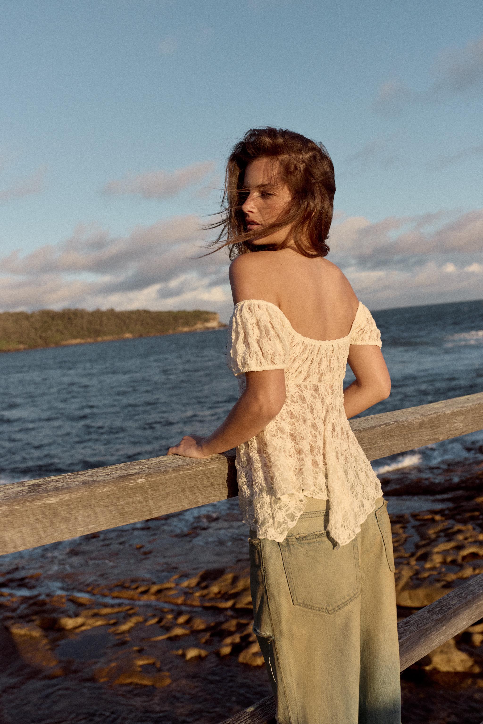 ROMANTIC LACE TOP — Ecru