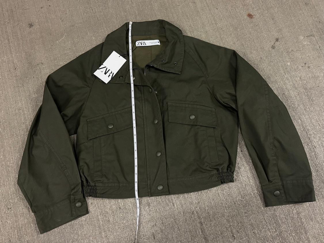 CROPPED GREEN WAX FINISH COTTON BOMBER JACKET - Image 2