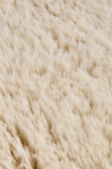 IRREGULAR FUZZY SMALL RUG - Ecru de Zara - Image 4