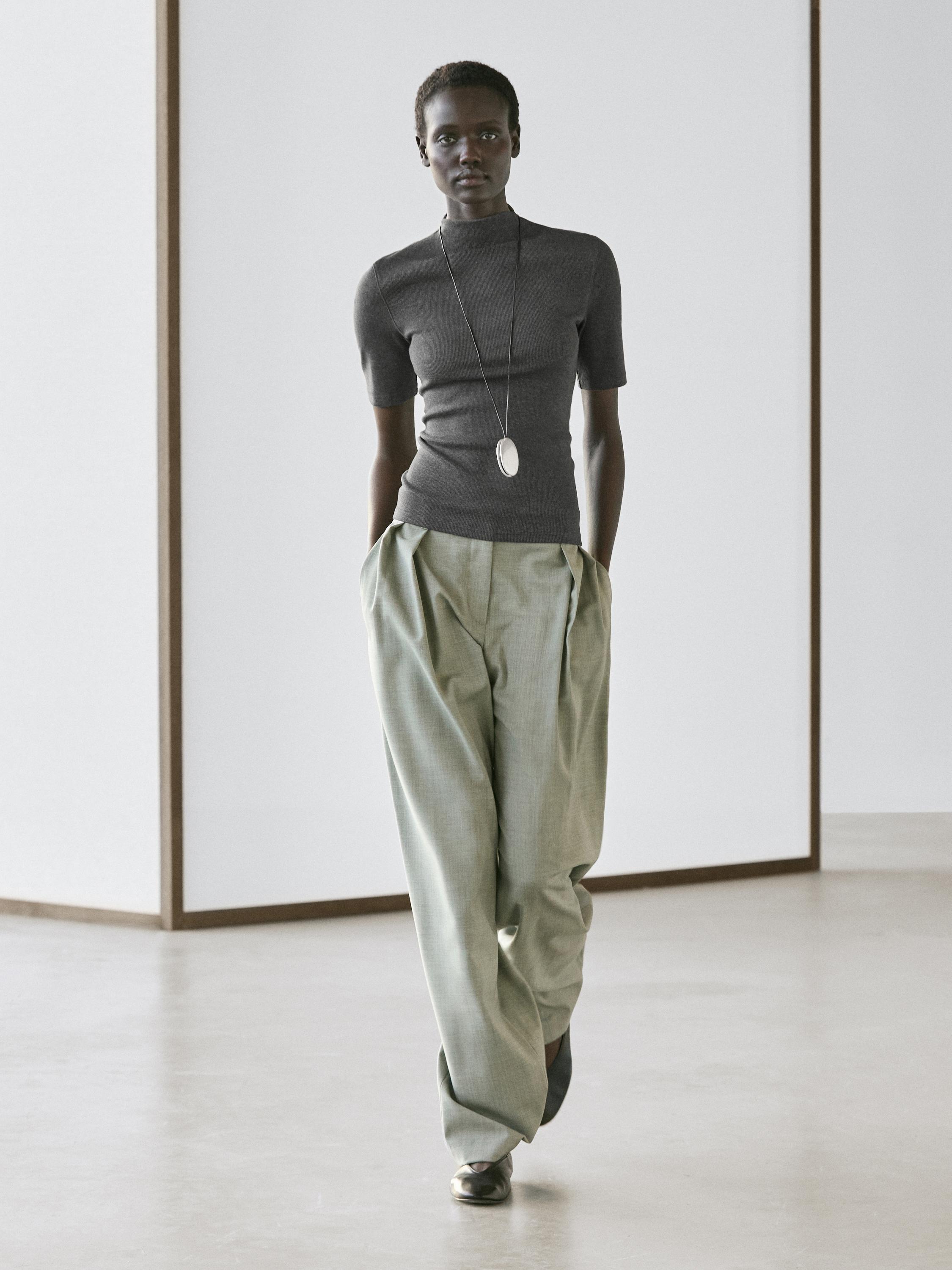 Short sleeve cotton blend T-shirt