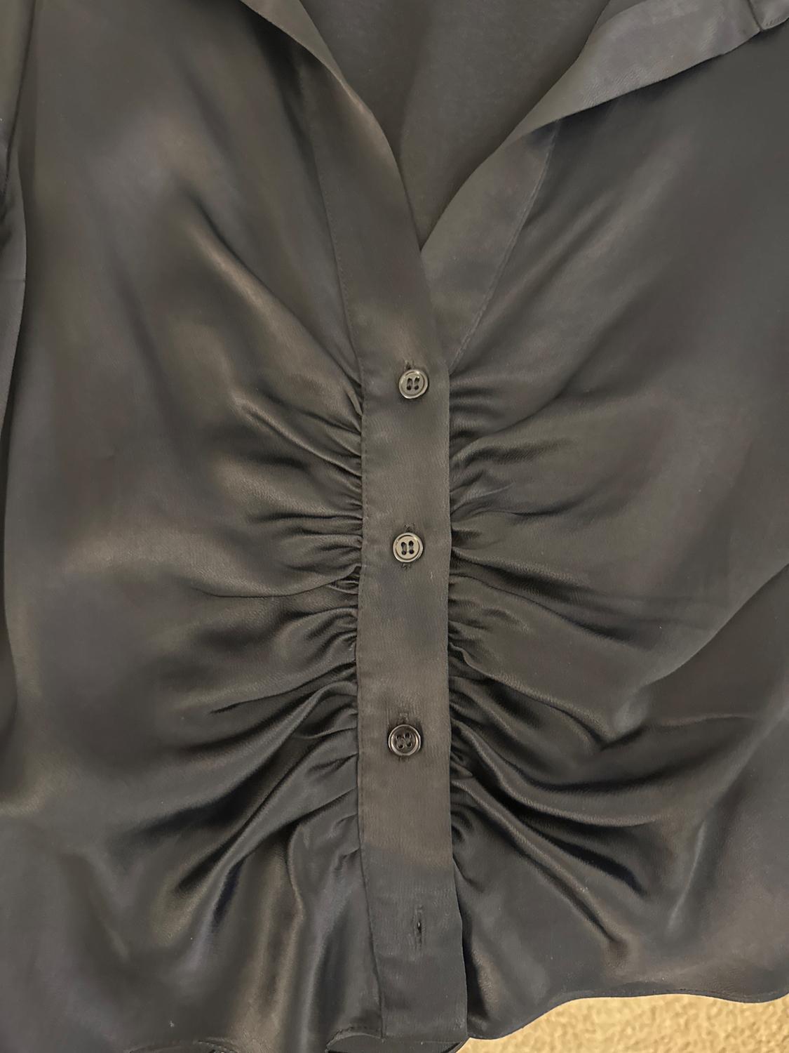 CAMISA SATINADA ENTALLADA - Image 2
