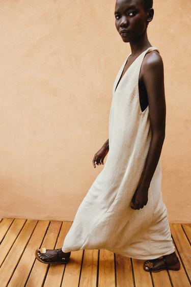 ROBE MI-LONGUE RUSTIQUE ET AMPLE - Beige clair de Zara - Image 3
