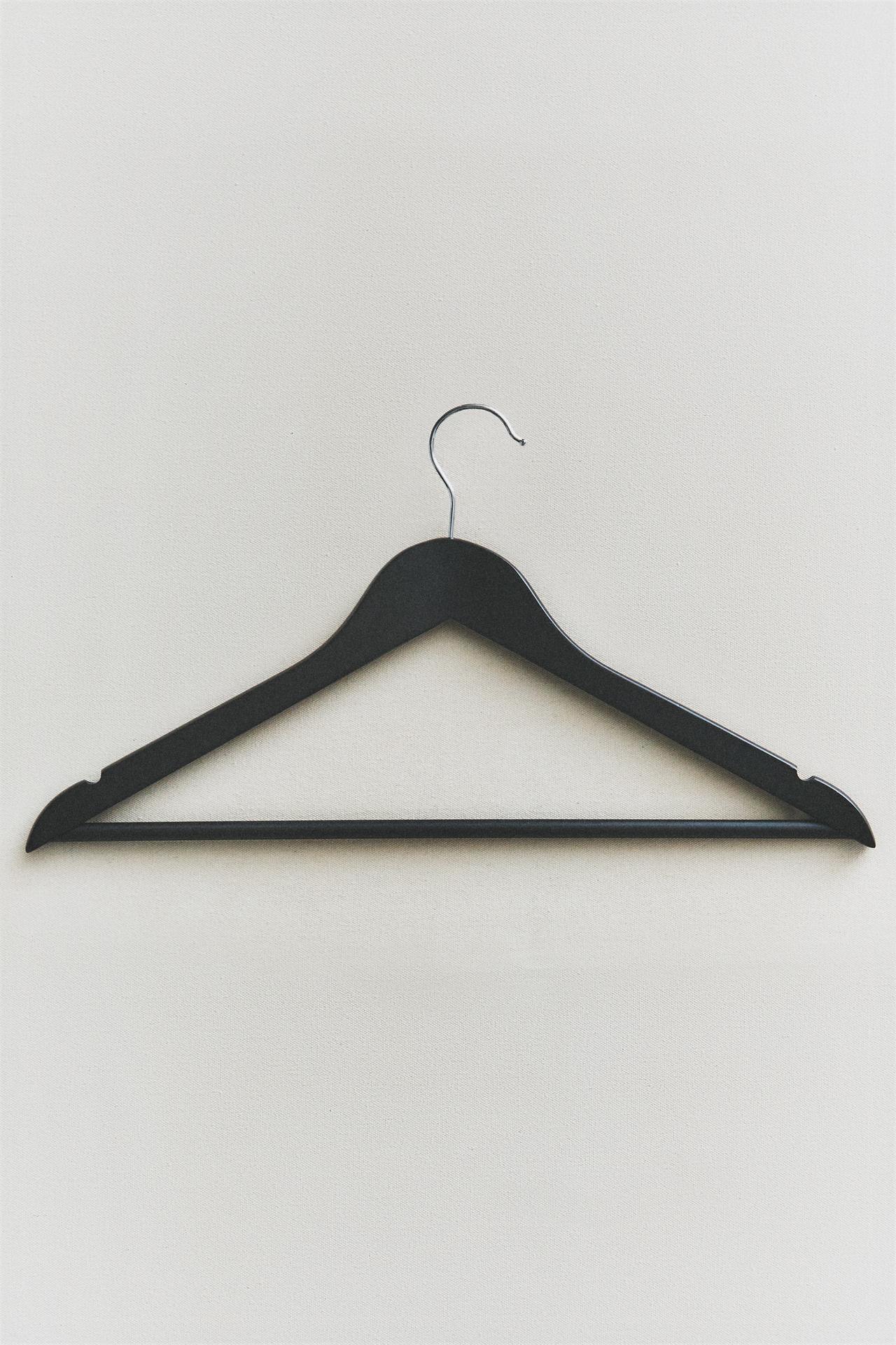 LACQUERED WOODEN HANGER (SET OF 3) — Black