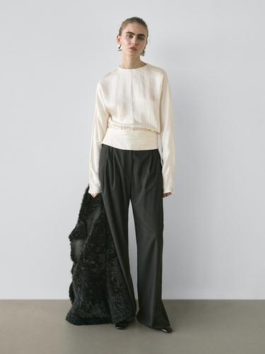 Blusa detalle frunces - STUDIO - 318 de Zara - Imagen 0