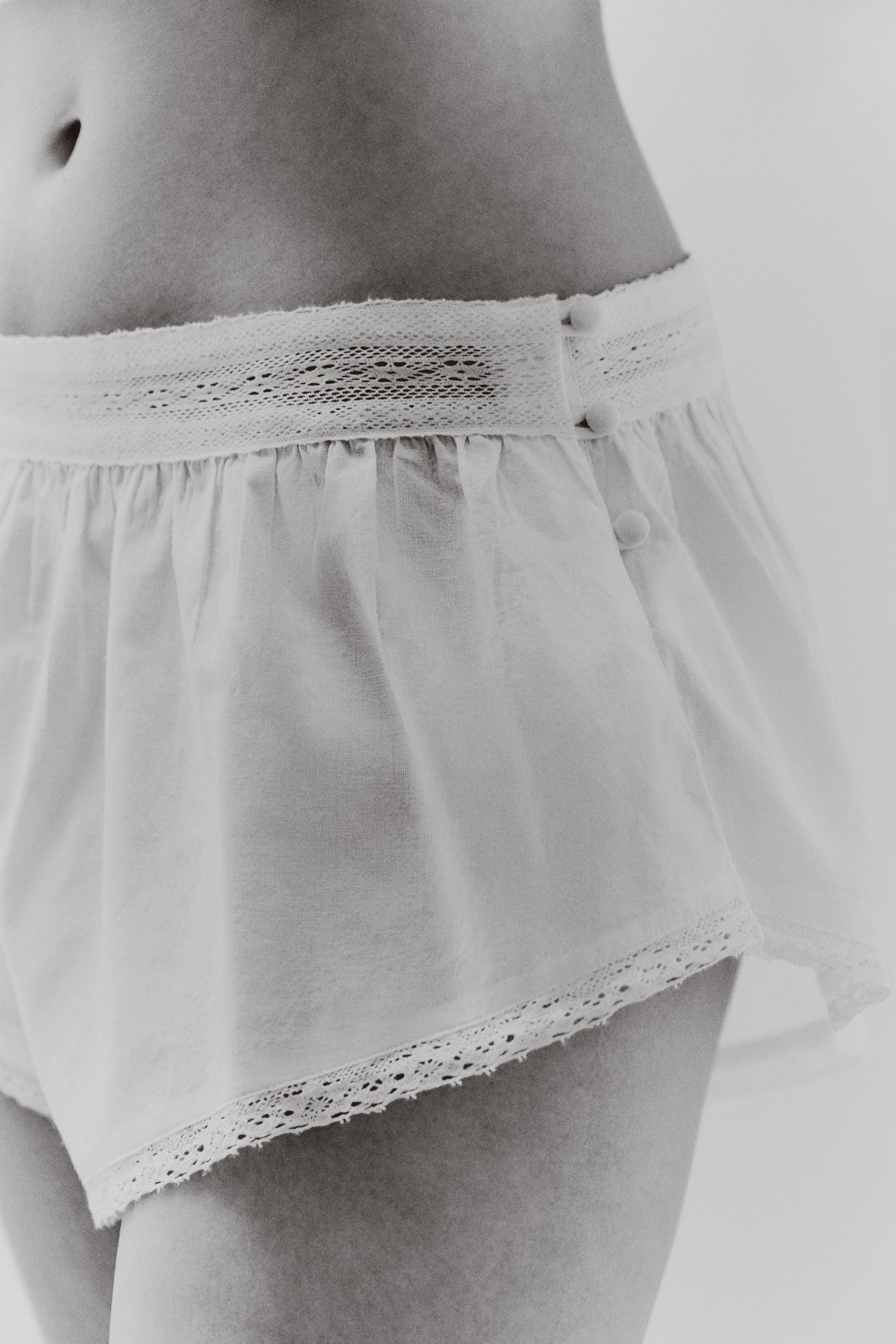 LACE CULOTTES SHORTS