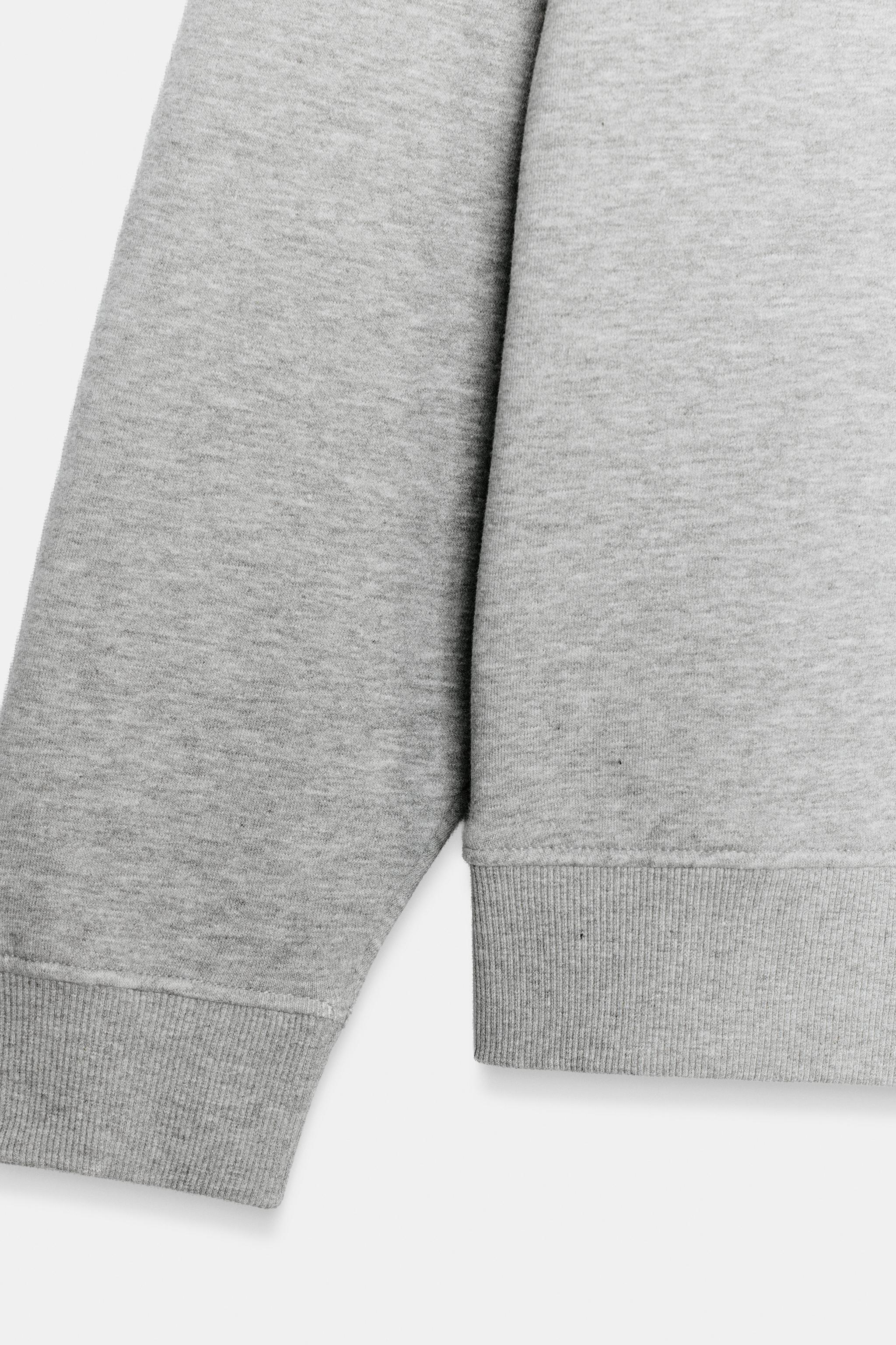 V-NECK SWEATSHIRT