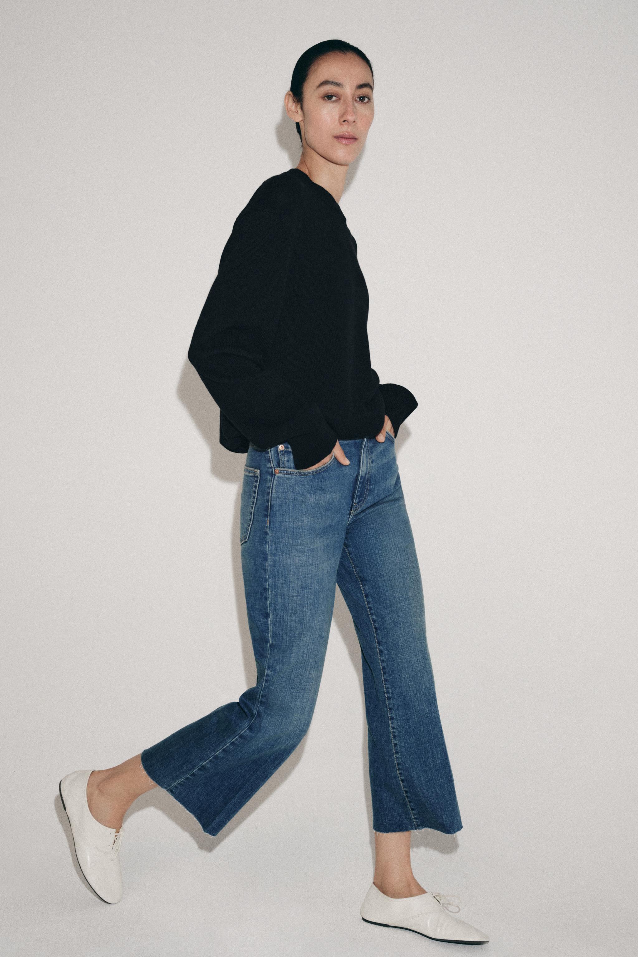 ZW COLLECTION MID-RISE CROPPED FLARE JEANS