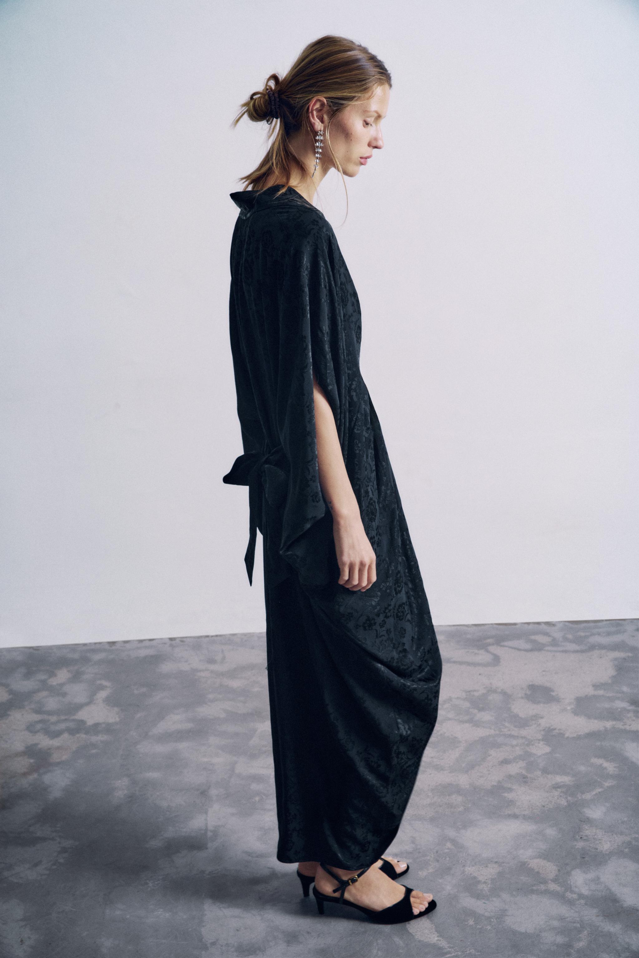 FLORAL JACQUARD MAXI DRESS