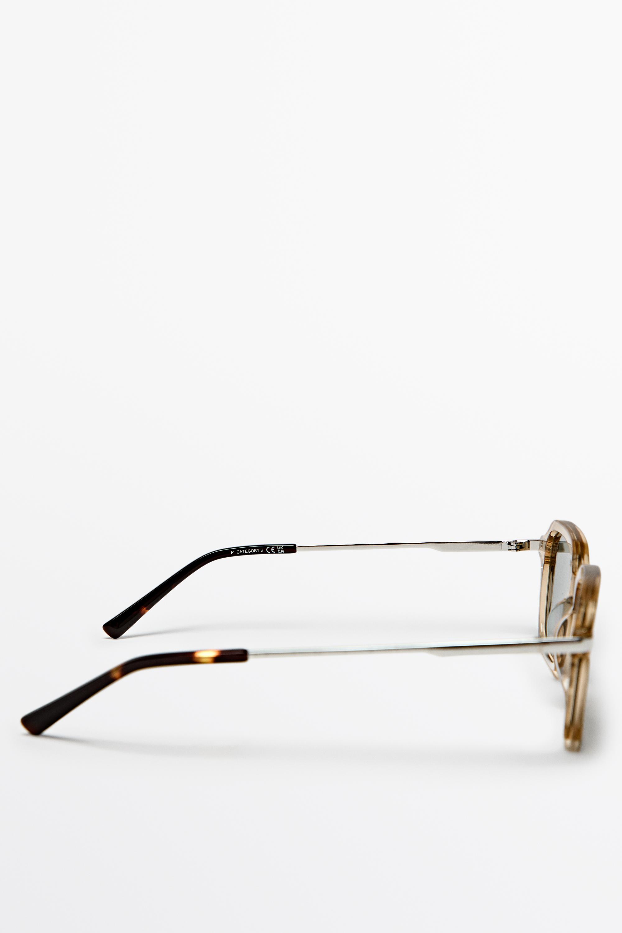 Lunettes de soleil carrées