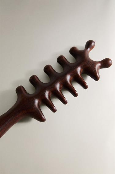 WOODEN SCALP MASSAGER - Light beige by Zara - Image 2
