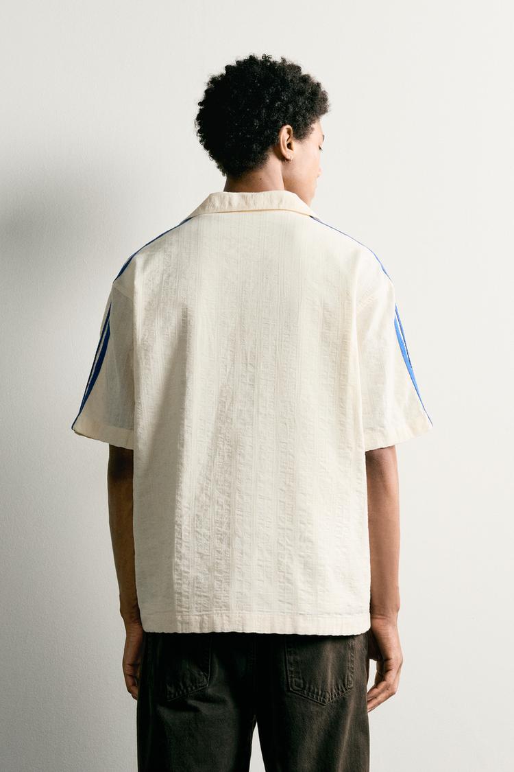 Camisa de rayas con bordado de contraste 3