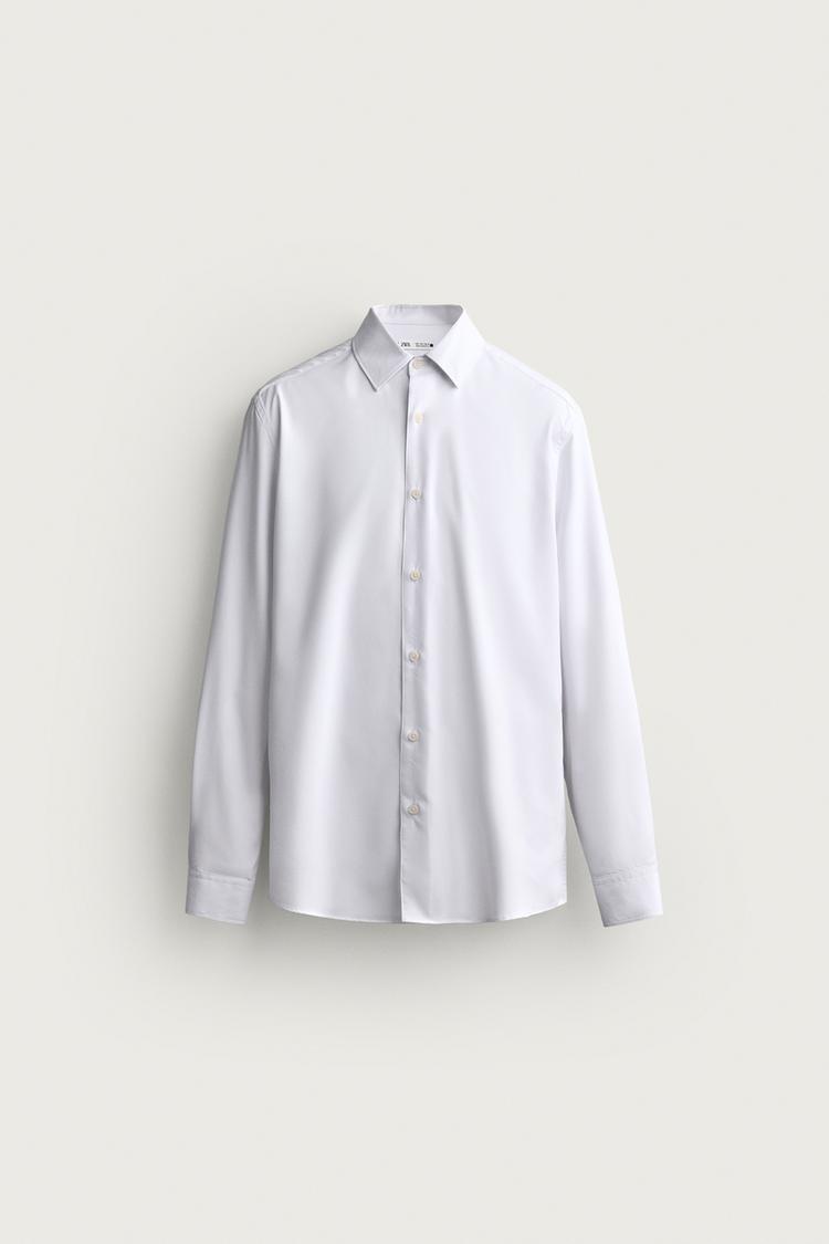 Camisa de corte entallado 7