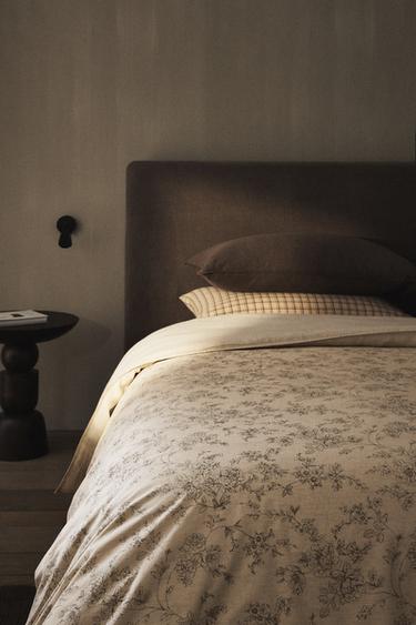 FLORAL PRINT DUVET COVER - Beige by Zara