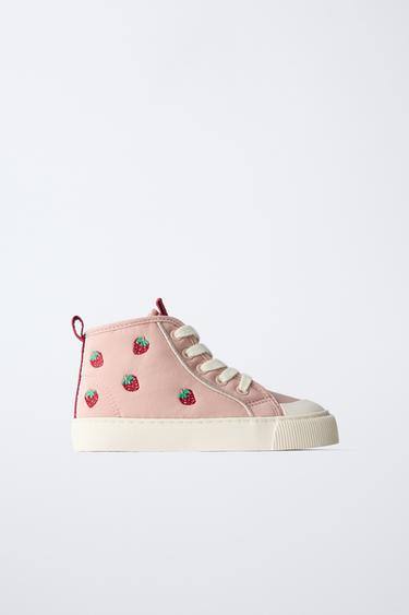 TÊNIS BOTA MORANGOS - Rosa da Zara