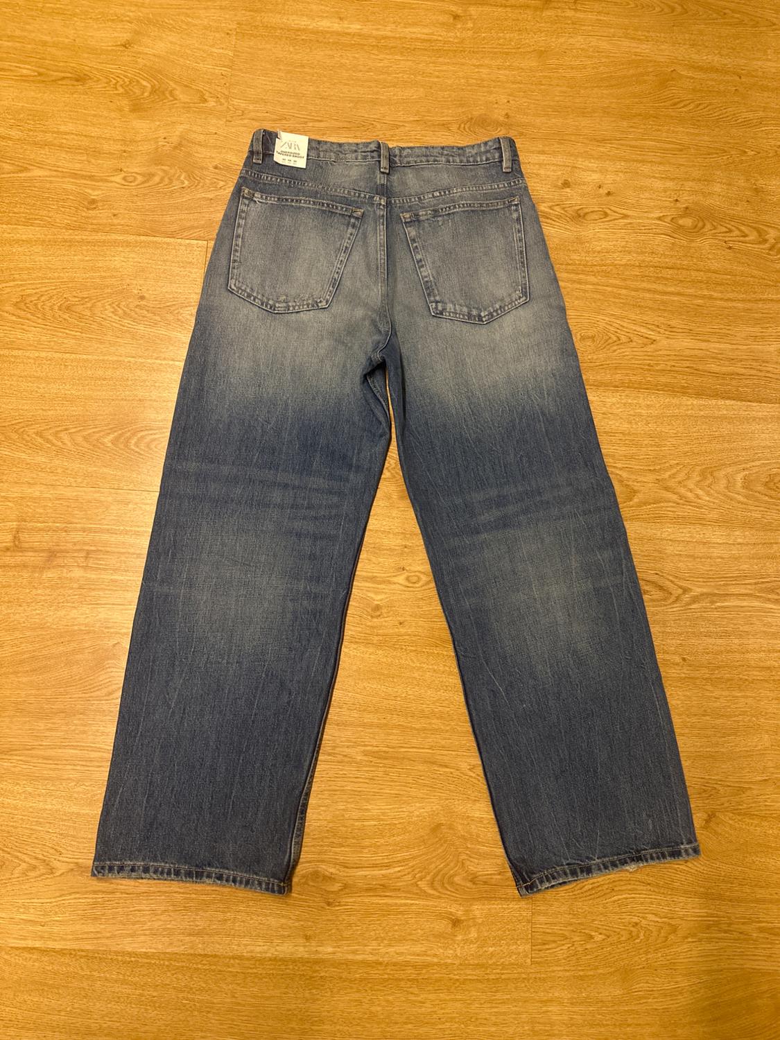 RELAXED OVERSIZE TAPERED HIGH-WAIST JEANS - Image 3