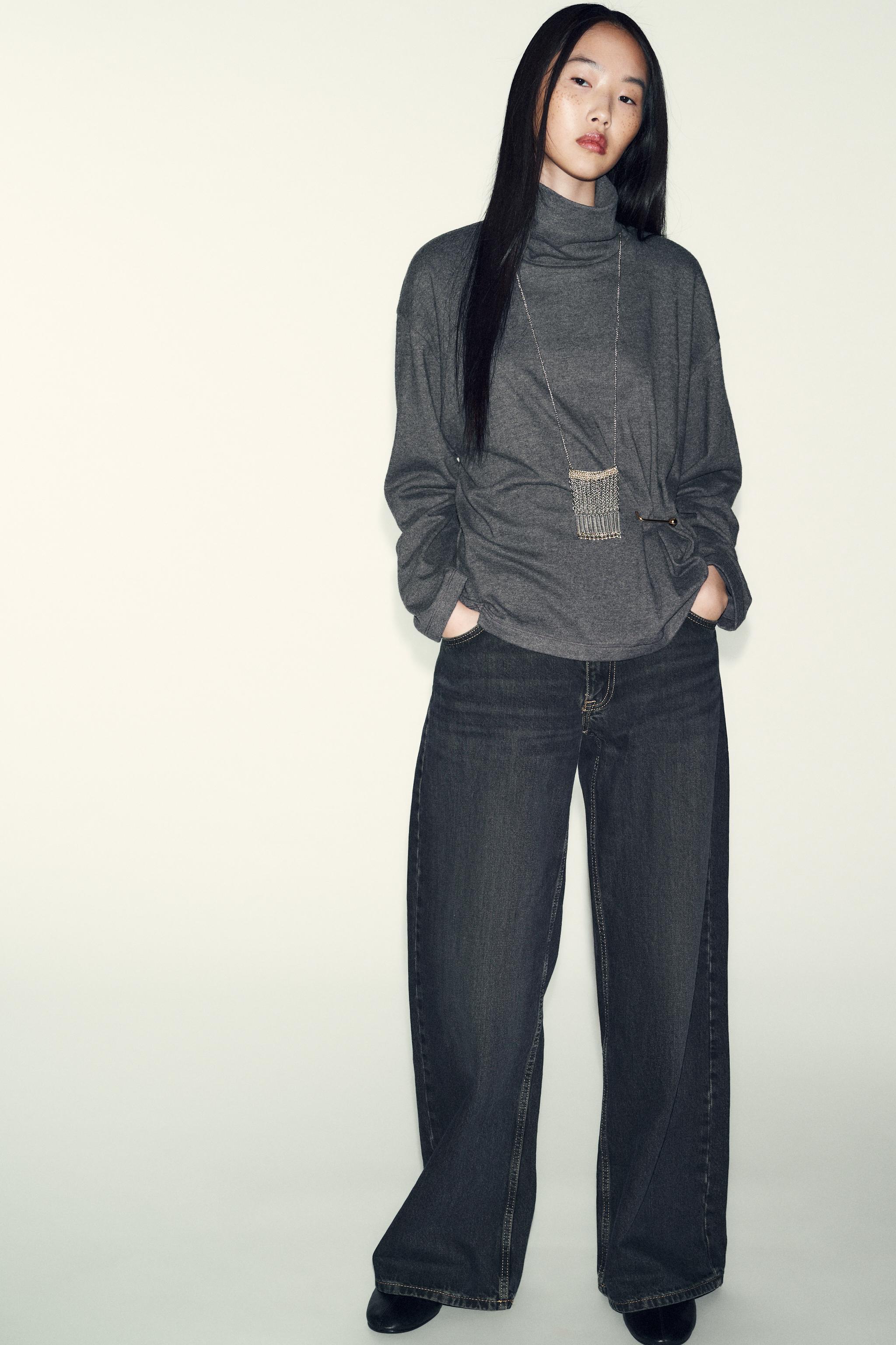 SOFT METAL APPLIQUÉ TOP