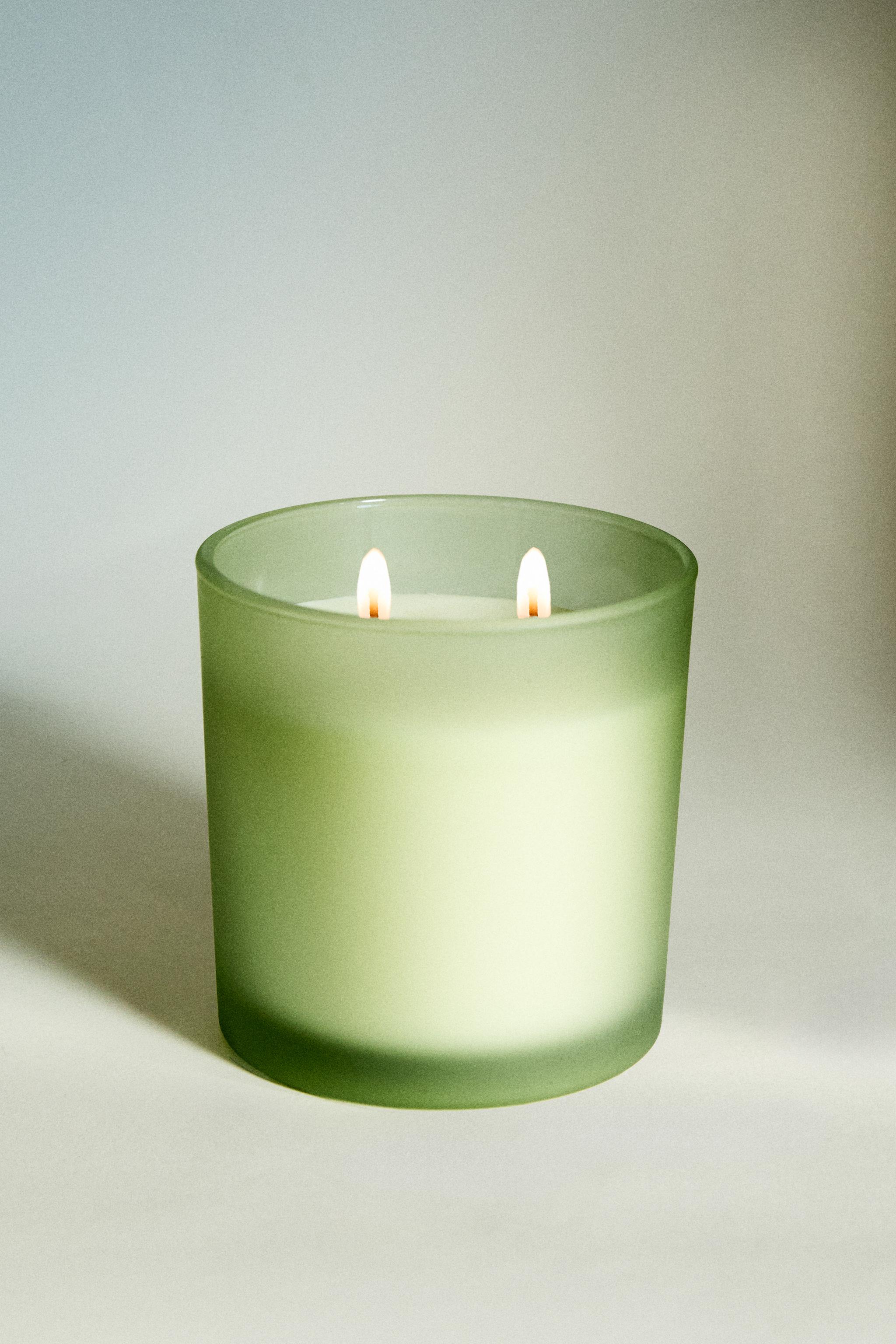 G) BOUGIE PARFUMÉE TUBEROSE