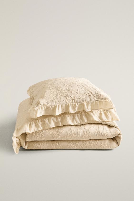 Zara JACQUARD BEDSPREAD WITH RUFFLES - Beige - Image 0
