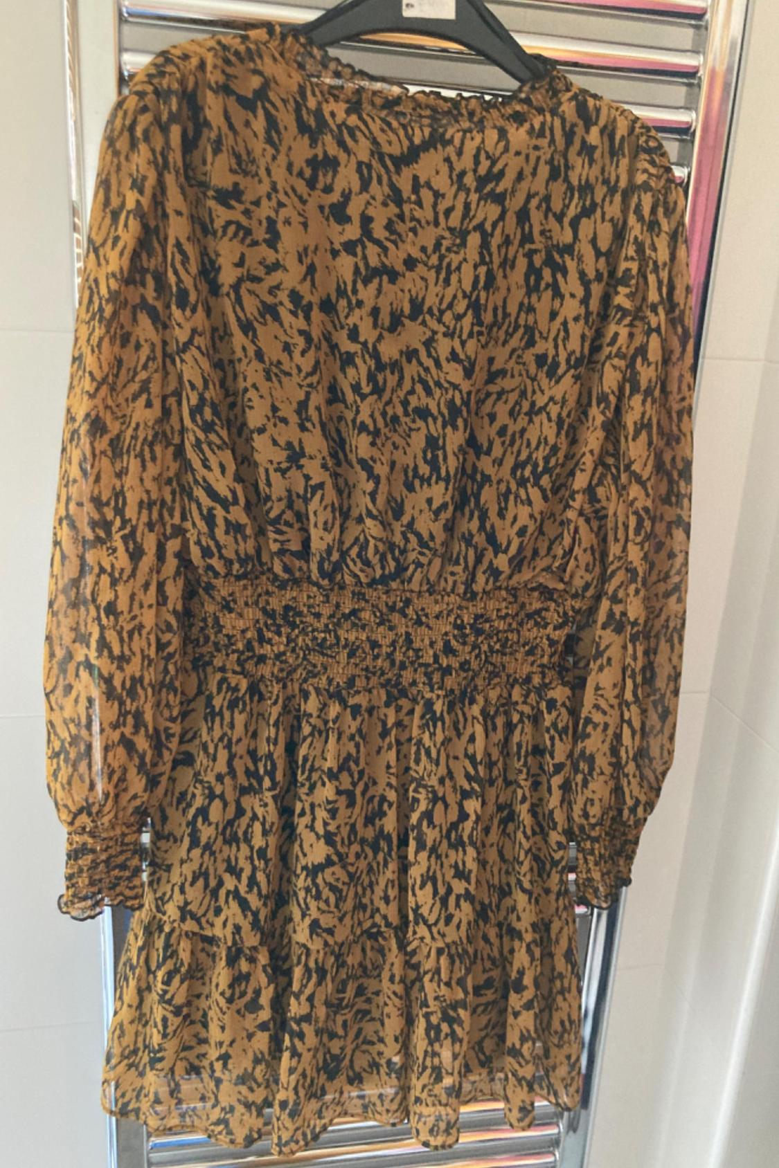 PRINTED DRESS WITH ELASTIC WAIST - Image 2
