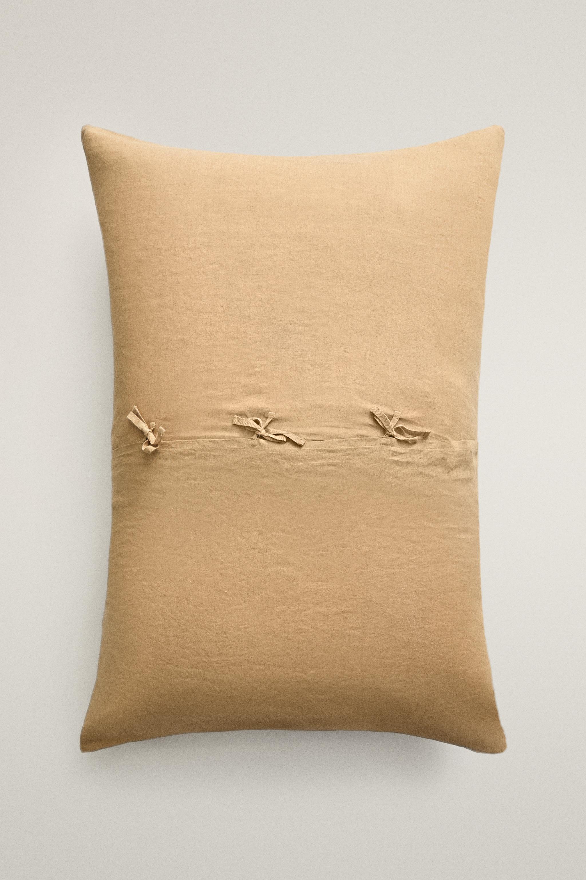 XXL FADED LINEN THROW PILLOW COVER (140 G/M²)