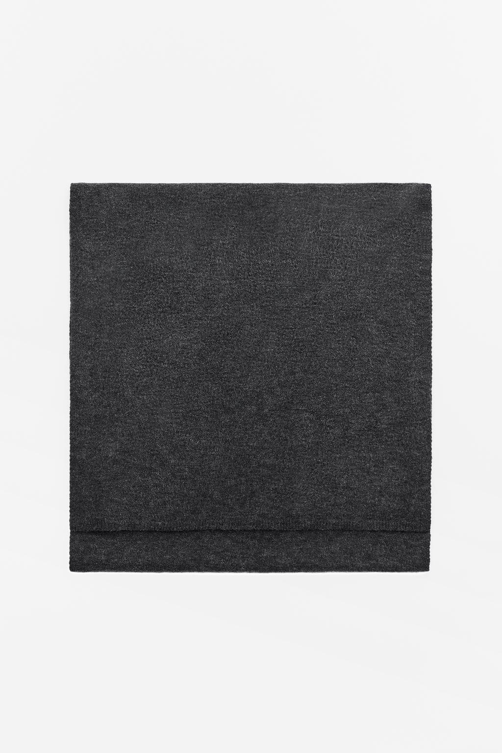 BASIC PLAIN SCARF