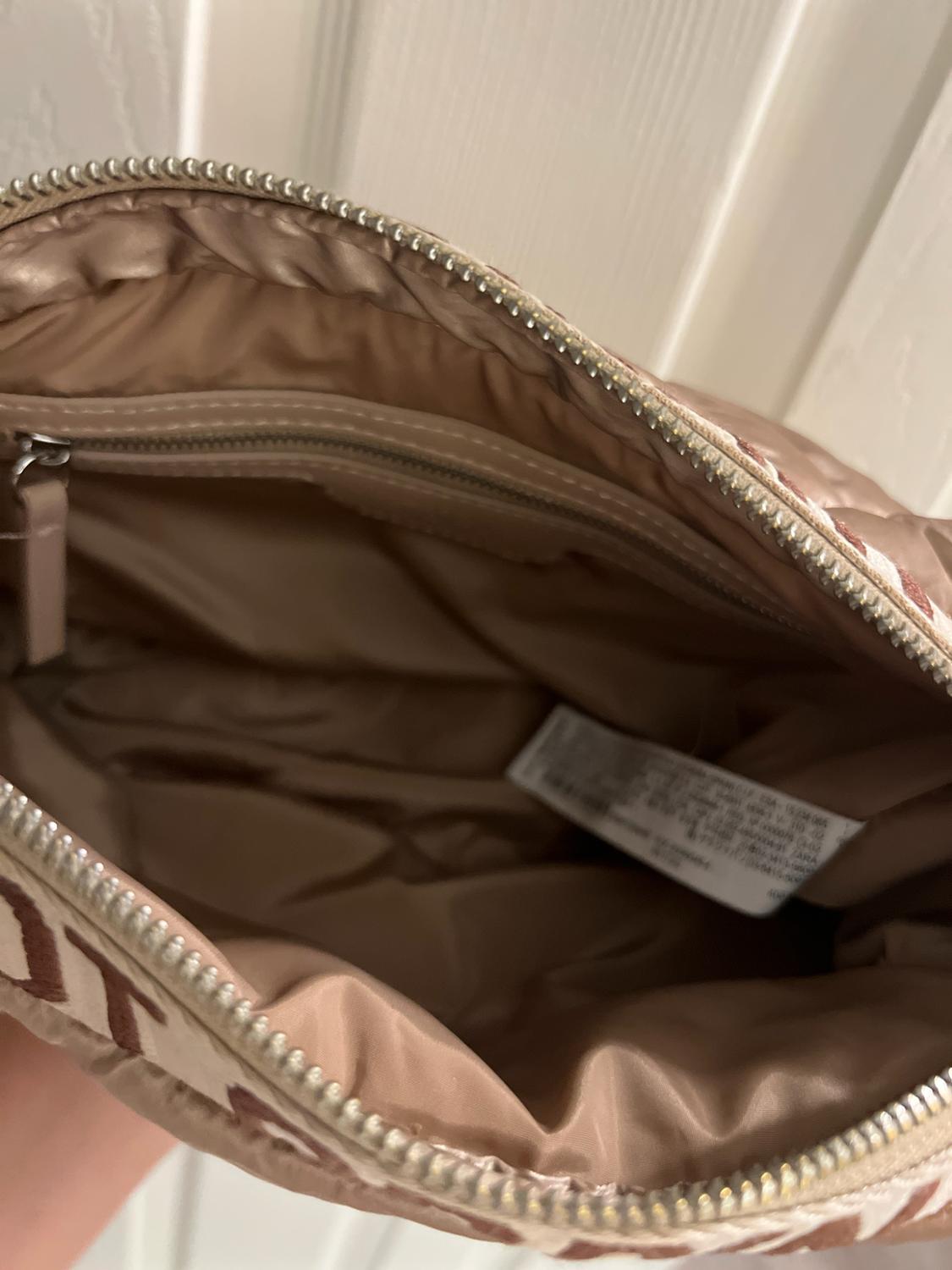 PULL TAB QUILTED BOWLING BAG - Image 5
